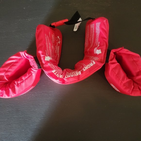 Water Otter Airhead Floating Device - Picture 3 of 6